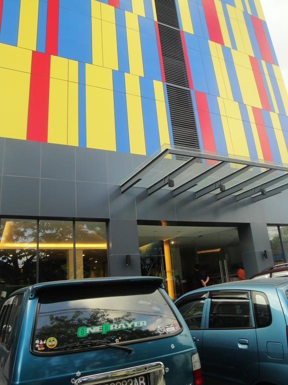 By Gran Puri Hotel Manado