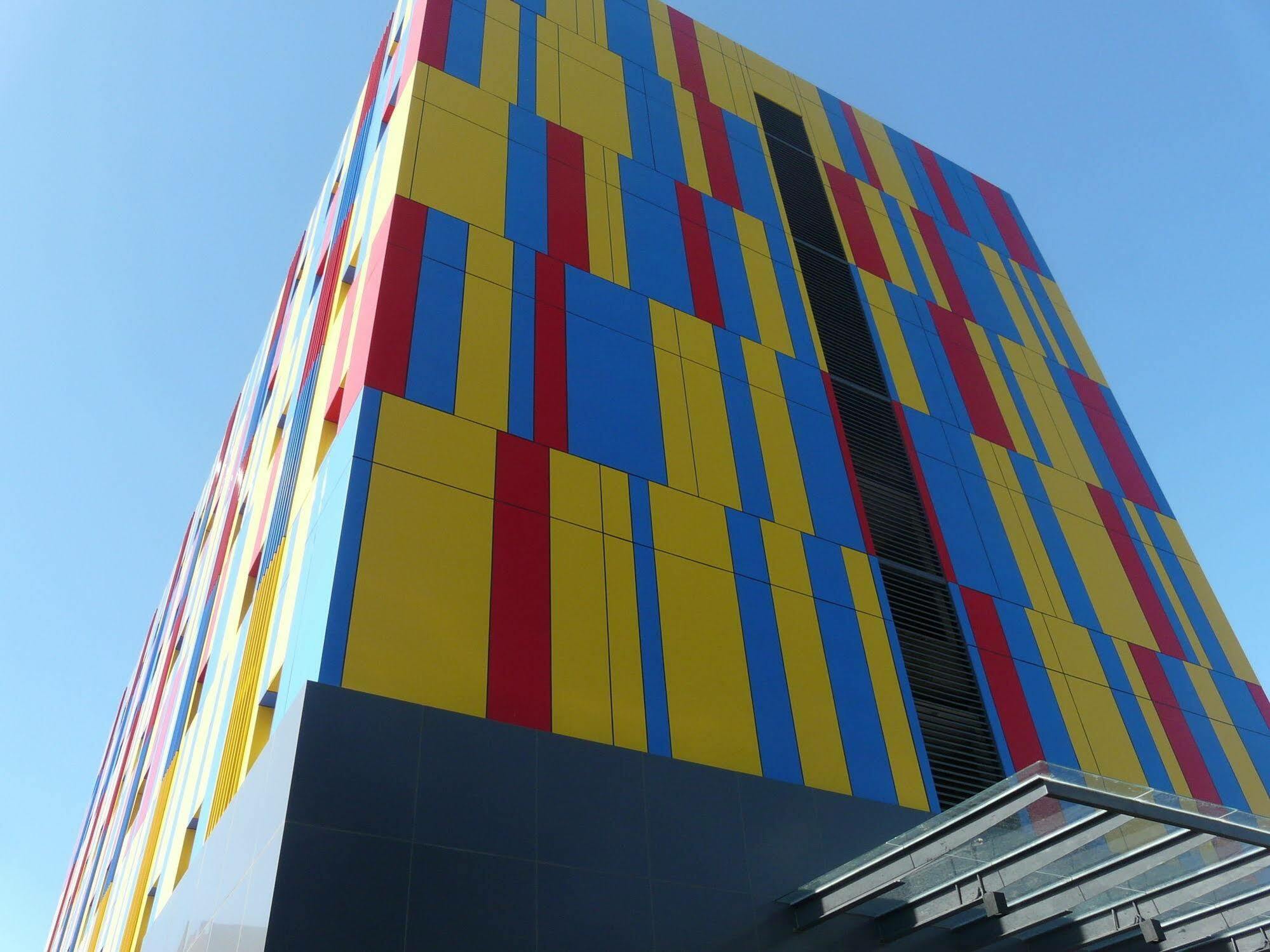 Hotel By Gran Puri 3*